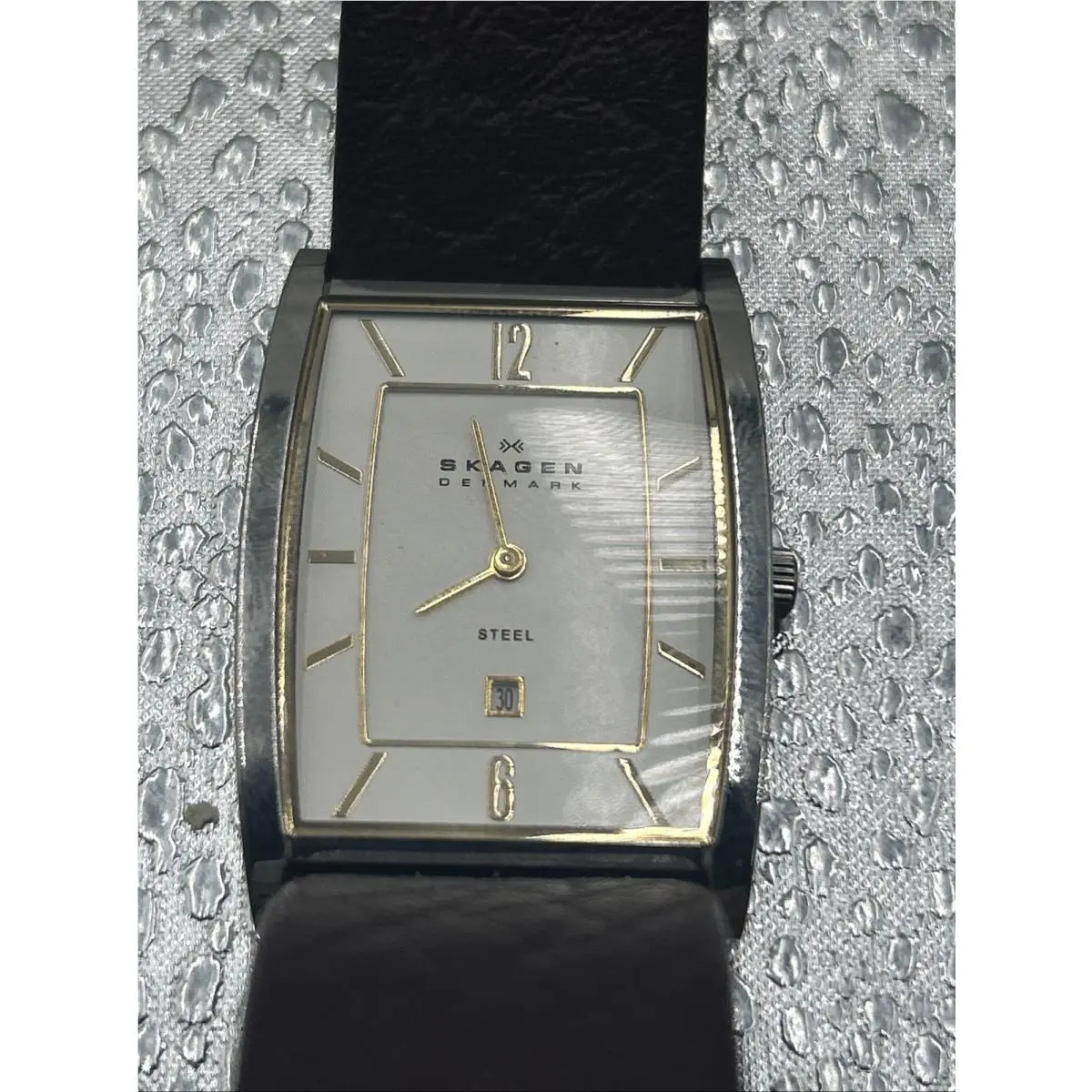 Skagen 294LSL1 Mens Tank Dress Watch Leather Band Excellent Cond. Needs Battery
