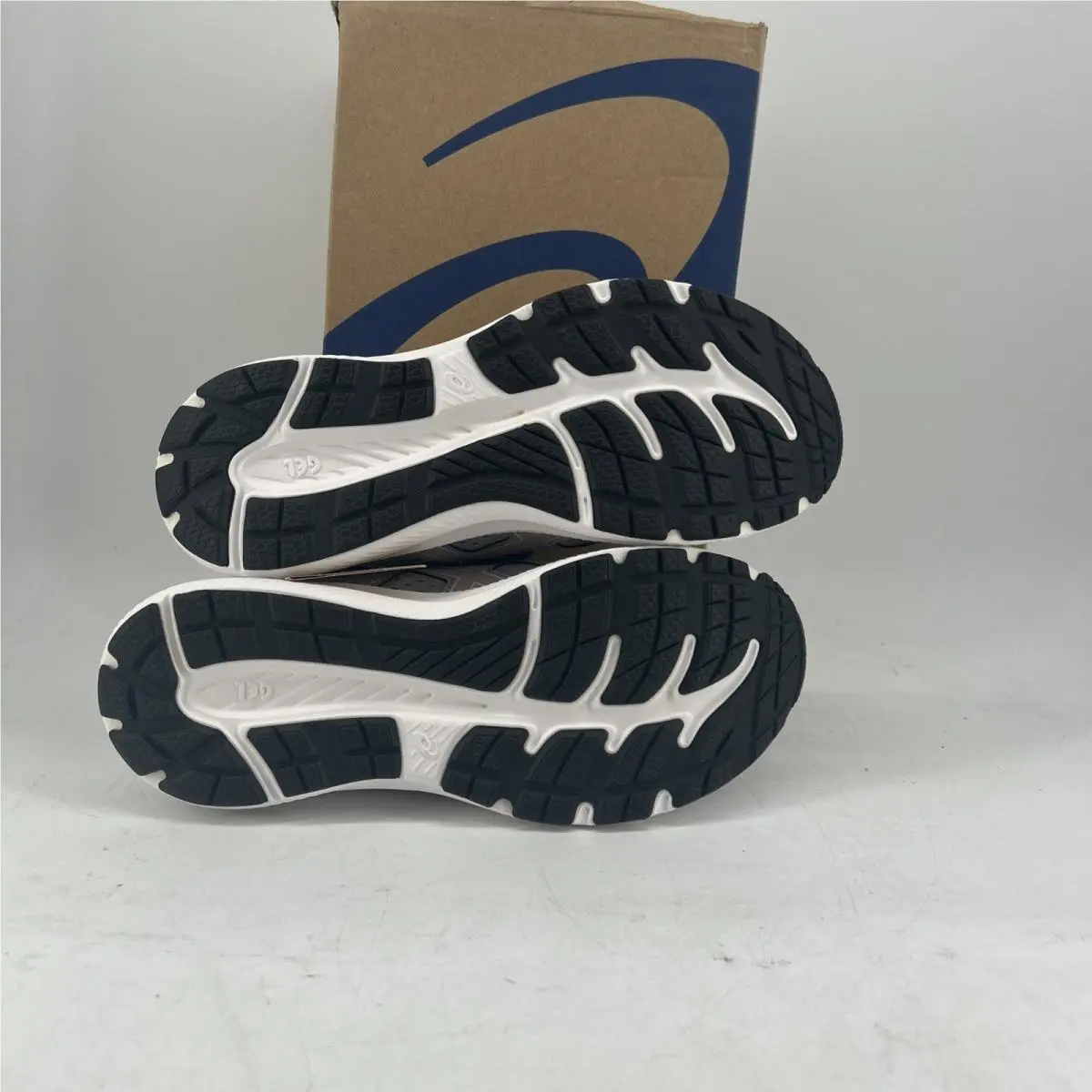 Asics shoes - Asics Gel Contend 8 - Gel Contend - Gray 3
