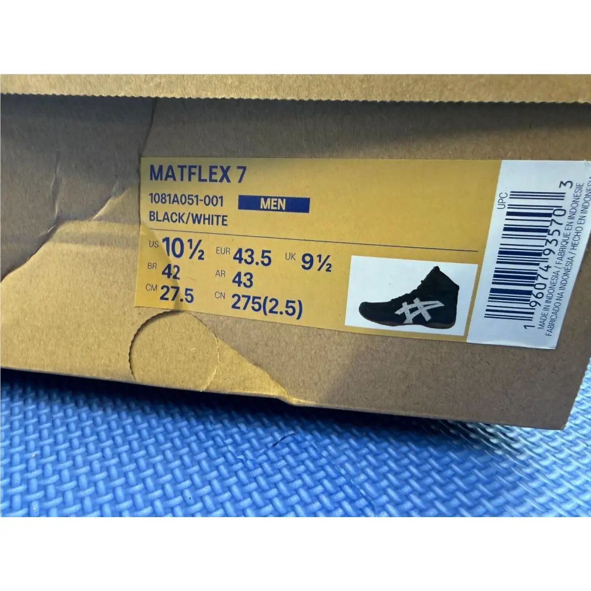 Asics shoes - Black (UPC: 196074935703) 0