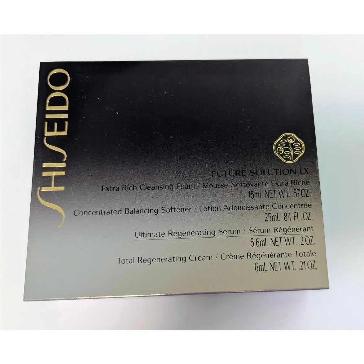 Shiseido Future Solution Cleanser Softener Regenerating Cream Serum Travel Set