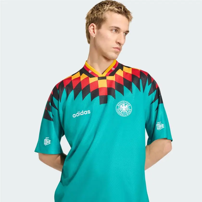 Adidas clothing - II741 - II741 - Power Green 2