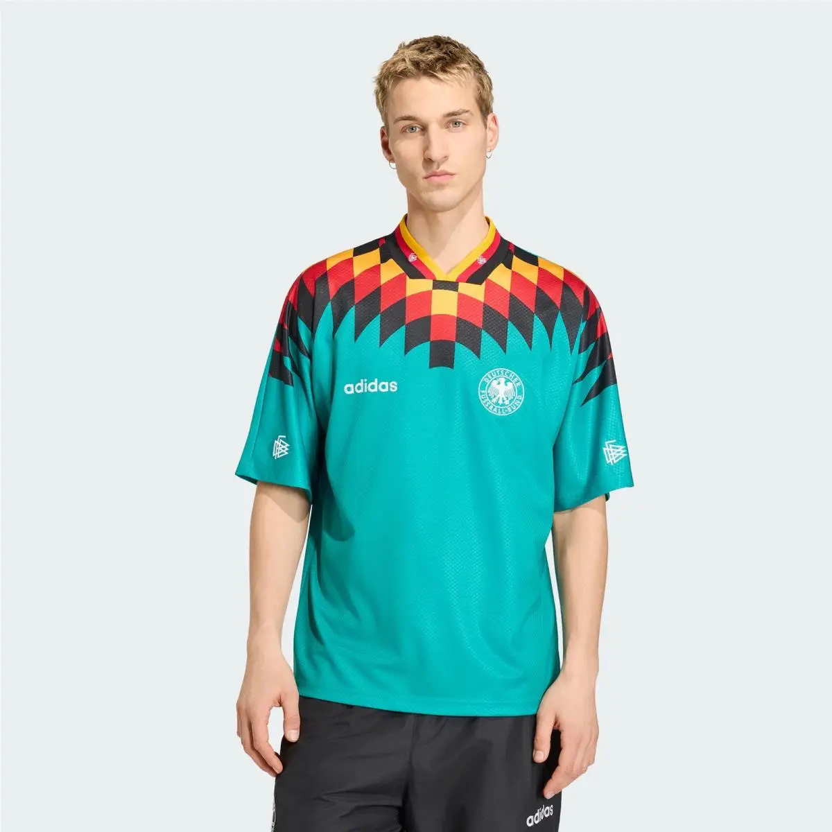 Adidas clothing - II741 - II741 - Power Green 5