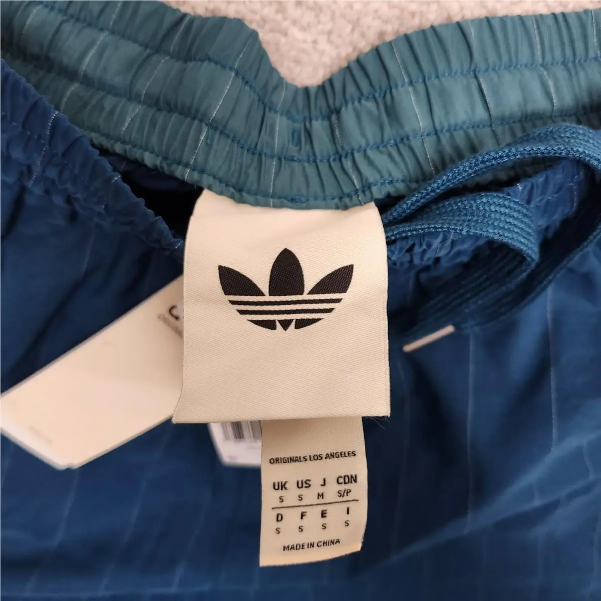 Adidas clothing - Blue 3