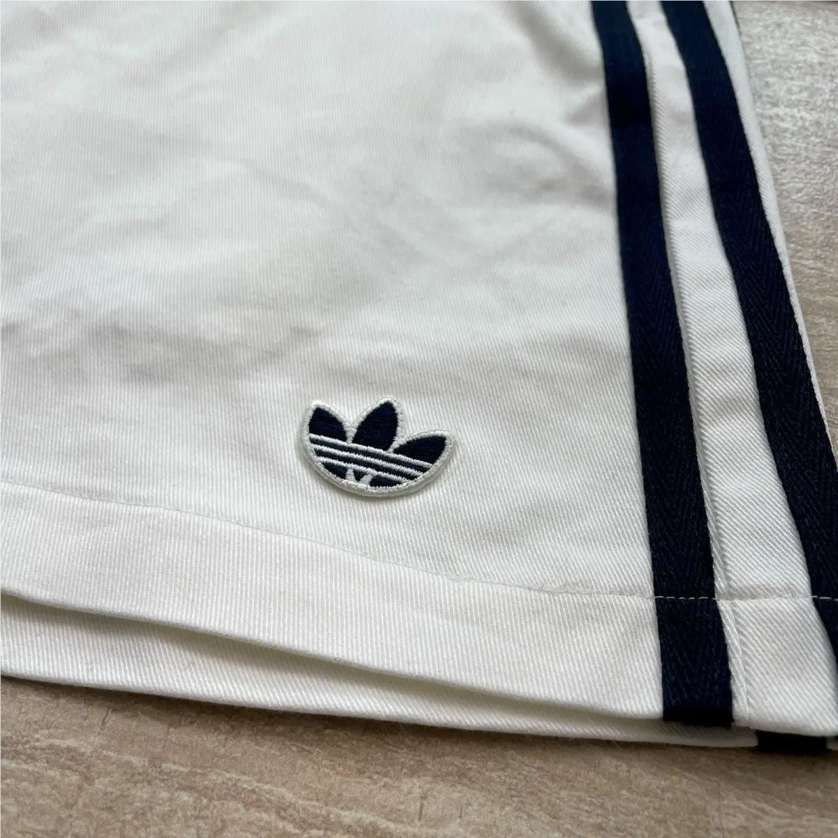 Adidas clothing - JL7194 - JL7194 - White 3