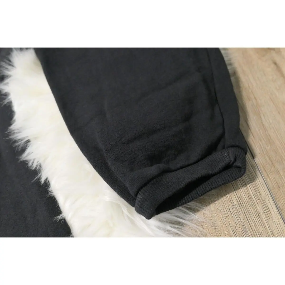 Adidas clothing - Black 4