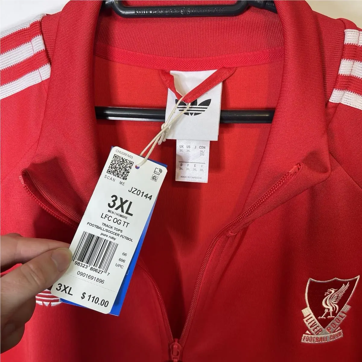 Adidas clothing - Red 2