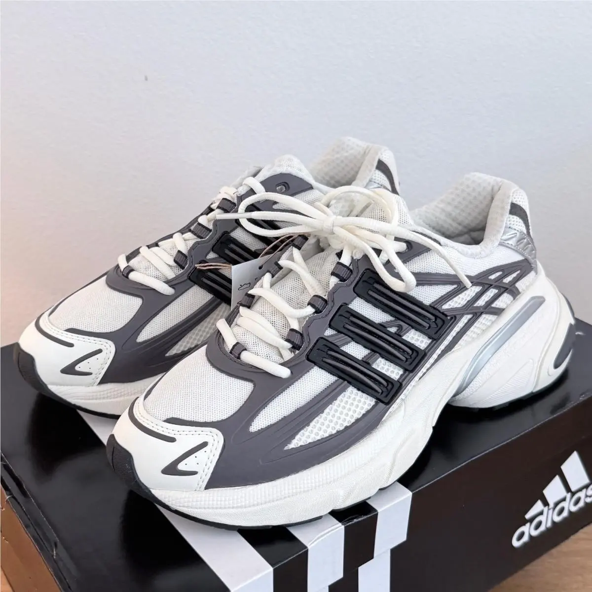 Adidas Adistar Xlg 2.0 Mens White Grey Athletic Running Shoes IG8845 8.5