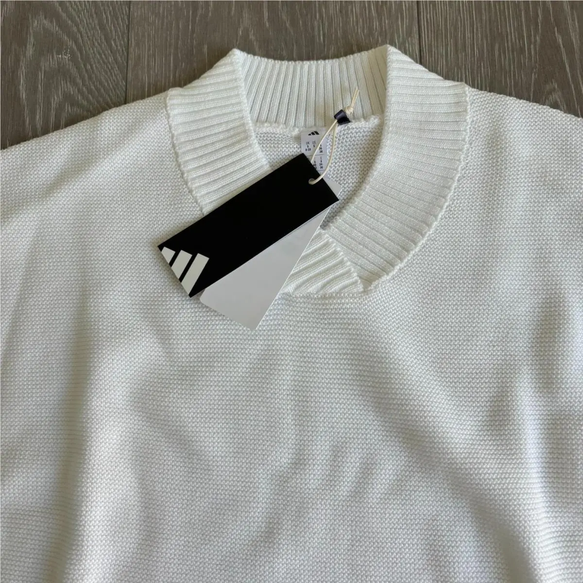 Adidas clothing - White (UPC: 197625663830) 2