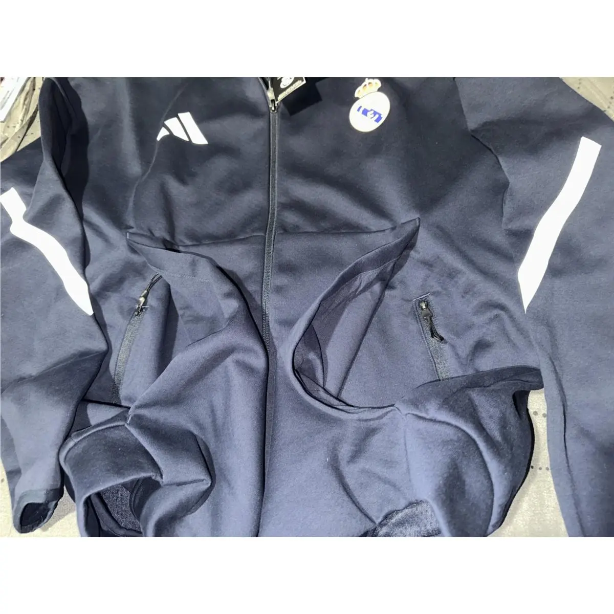 Adidas clothing - DARK BLUE + WHITE 2