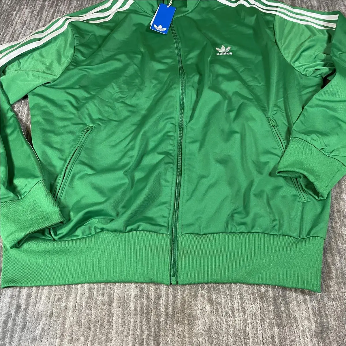 Adidas clothing - Green 2