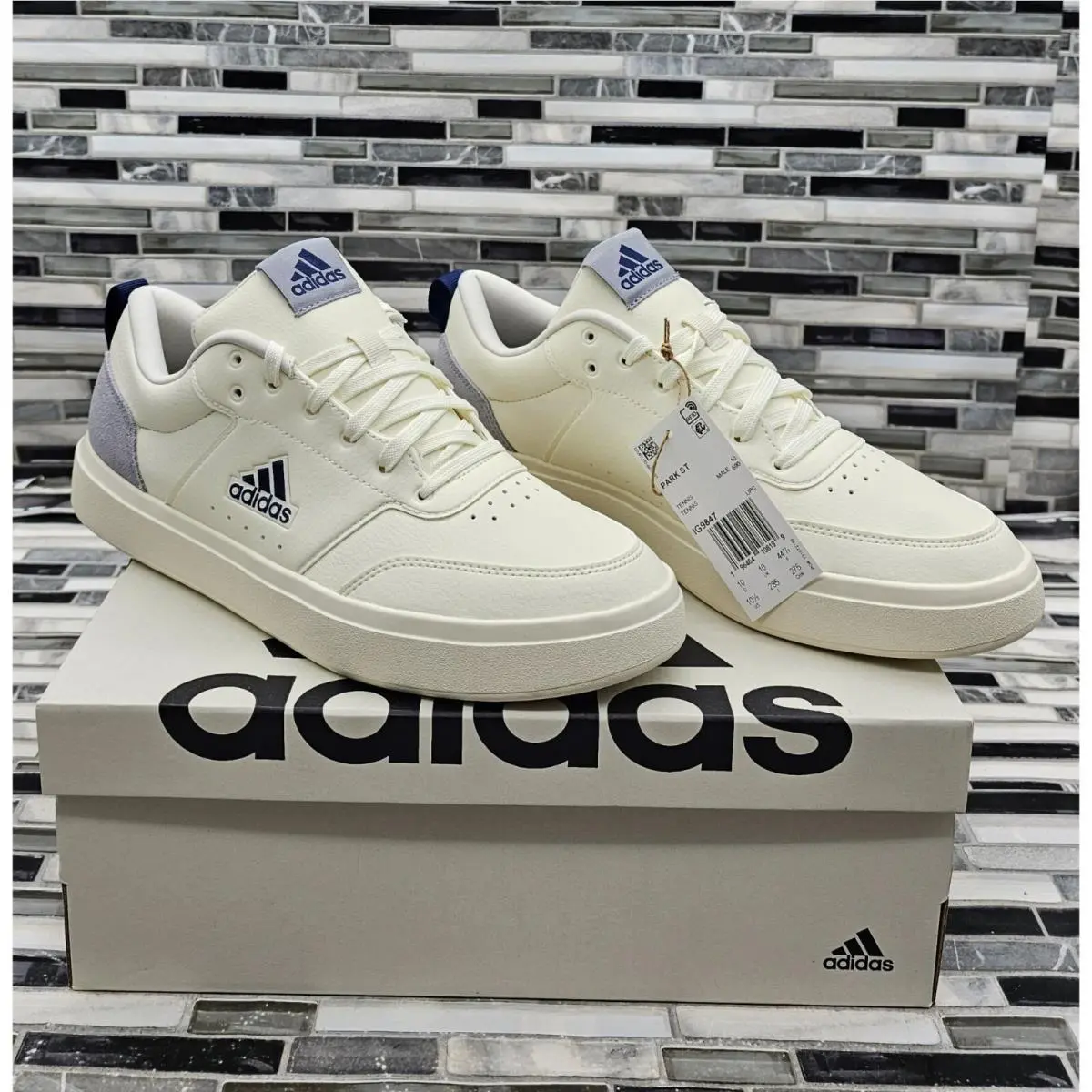 Adidas shoes - Purple 0