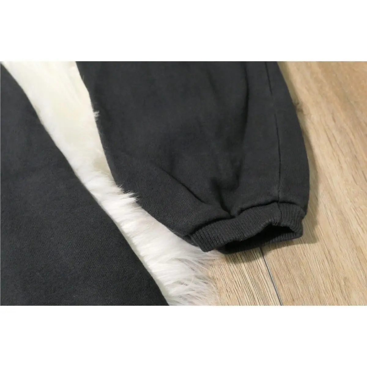 Adidas clothing - Black 3