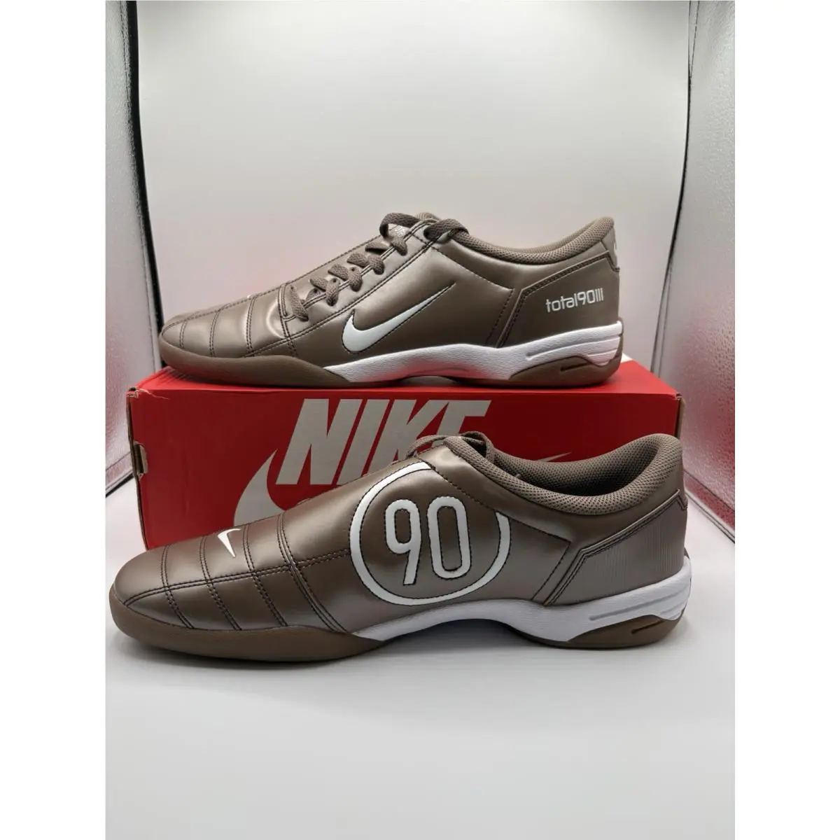 Nike shoes - Total 90 - Total - HQ2851-202 - Brown 1