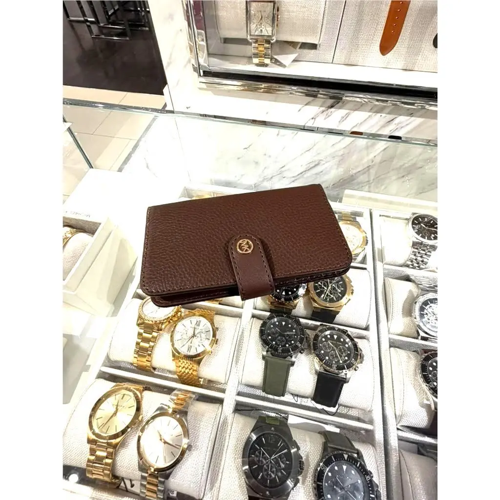 Michael Kors Jet Set Travel Women Medium Pebbled Leather Bifold Wallet Nutmeg