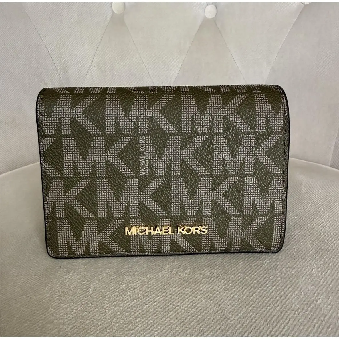 Michael Kors Jet Set Medium Slim Wallet NWT$98