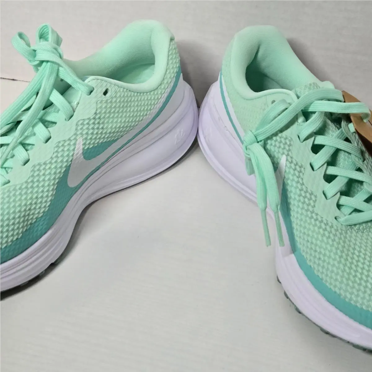 Nike shoes - Nike Revolution - Revolution - Green 1