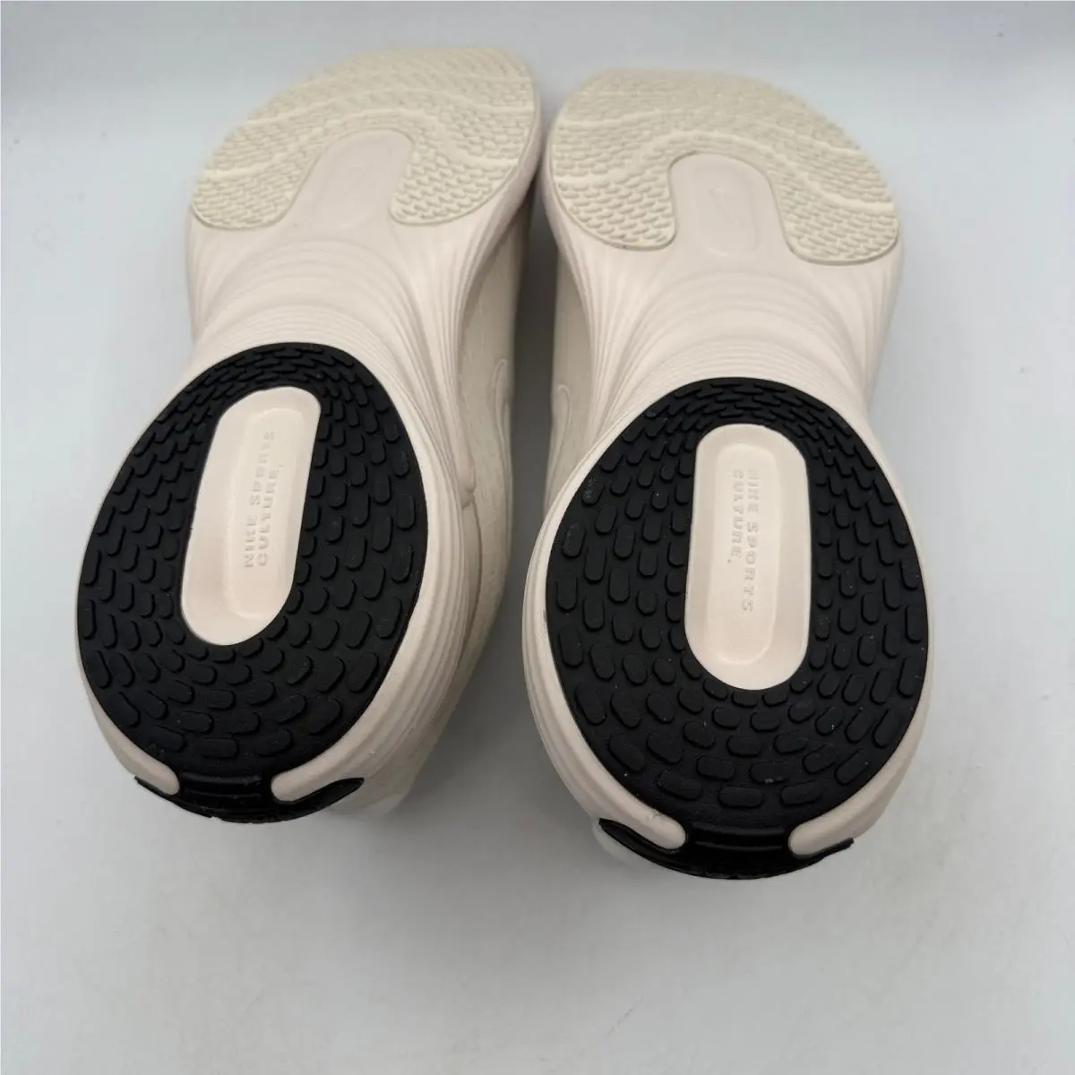 Nike shoes - Nike Uplift SC - Uplift - Beige 3