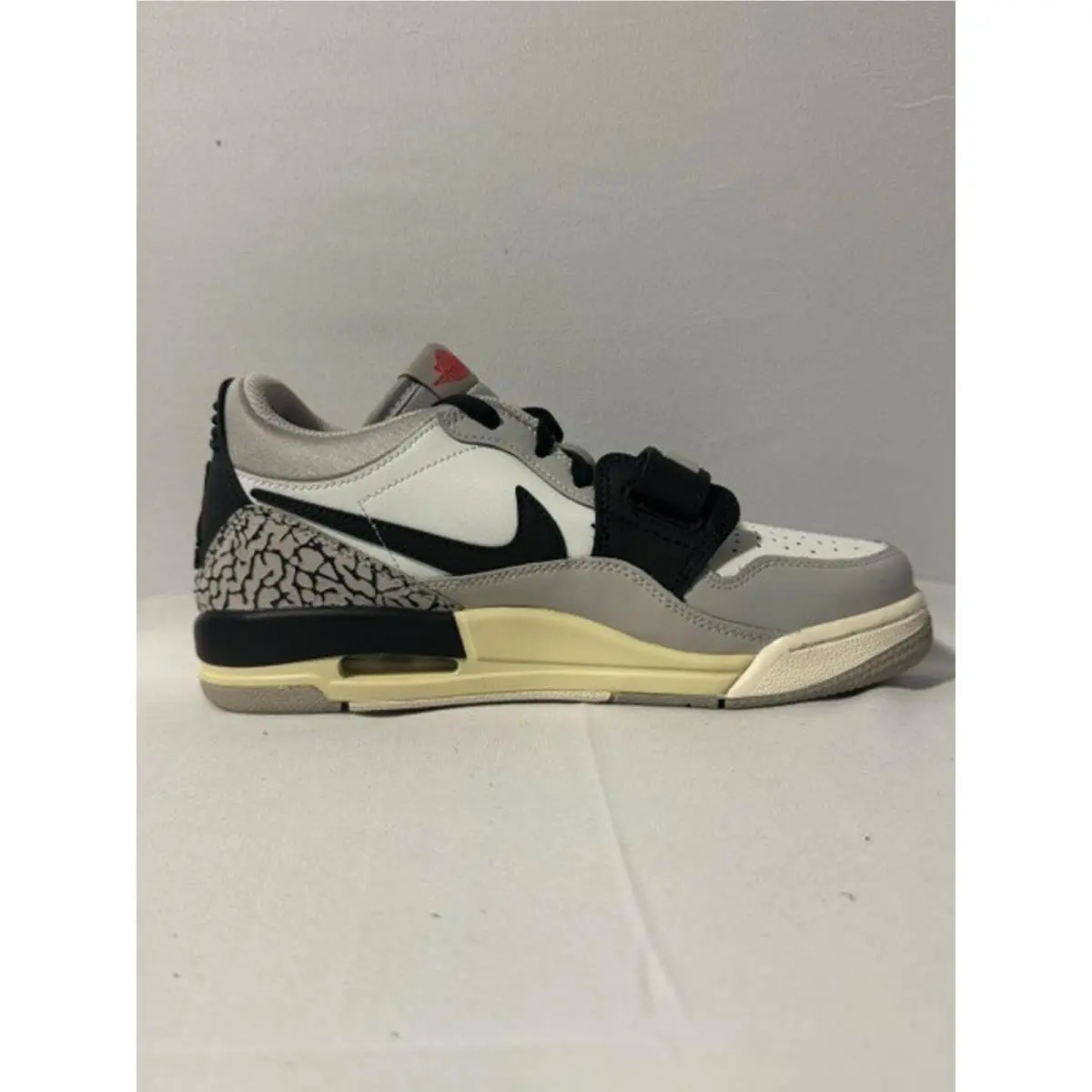 Nike shoes - Jordan Legacy 312 - Legacy - Gray 0