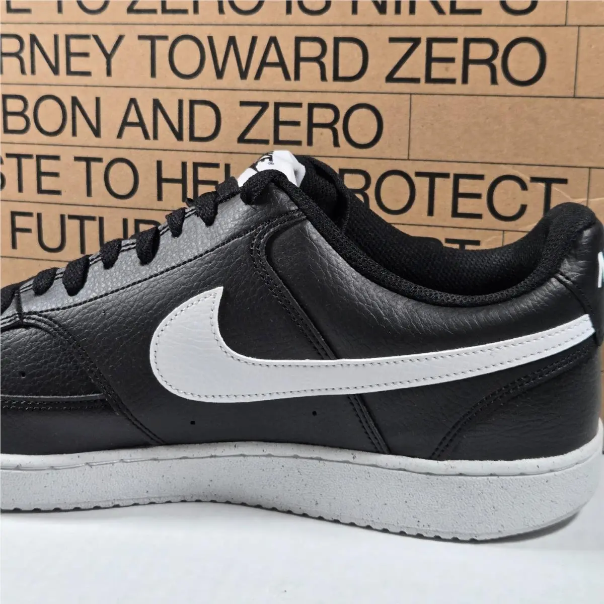 Nike shoes - Black 4