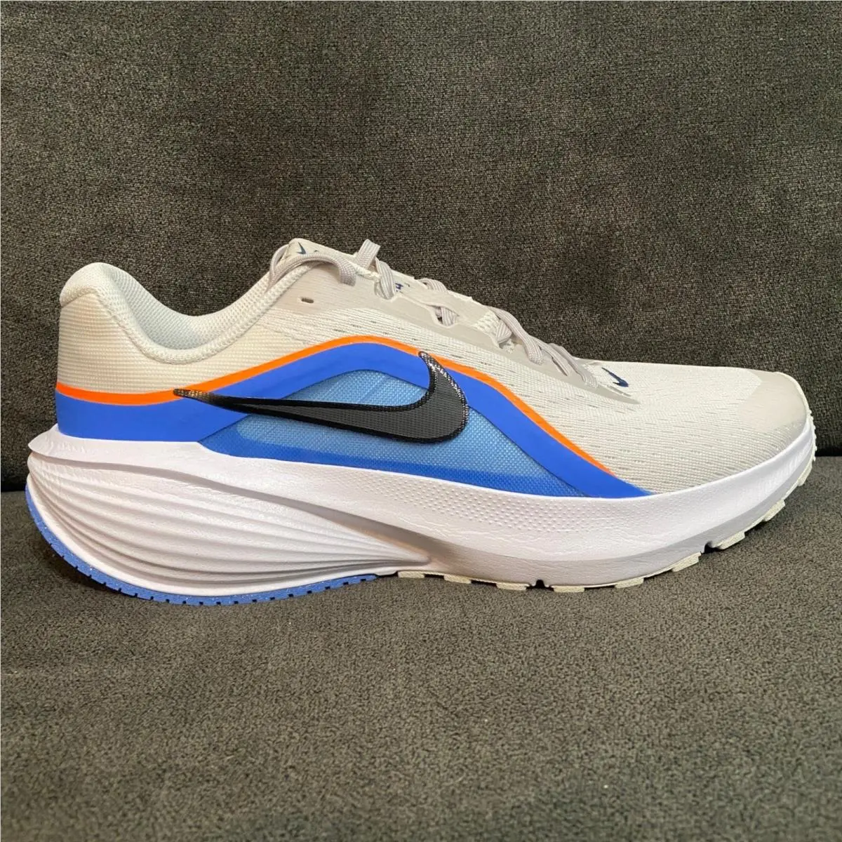 Nike Downshifter 14 Mens 11 Platinum Tint Blue Orange Running Shoes IB1895-004