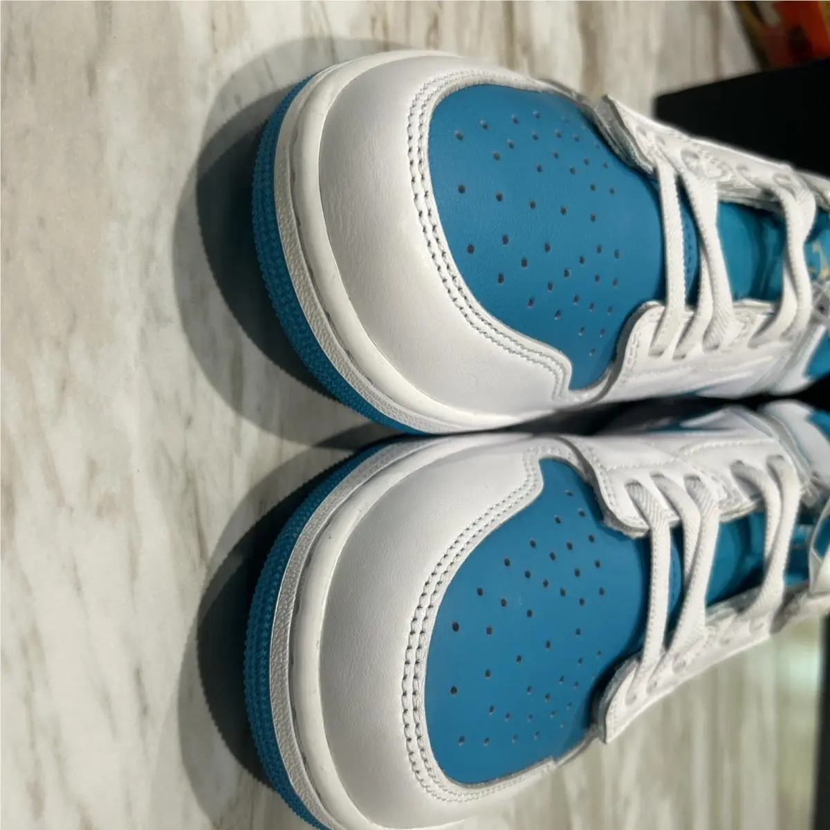Nike shoes - Nike Air Jordan 1 - Air - White 15
