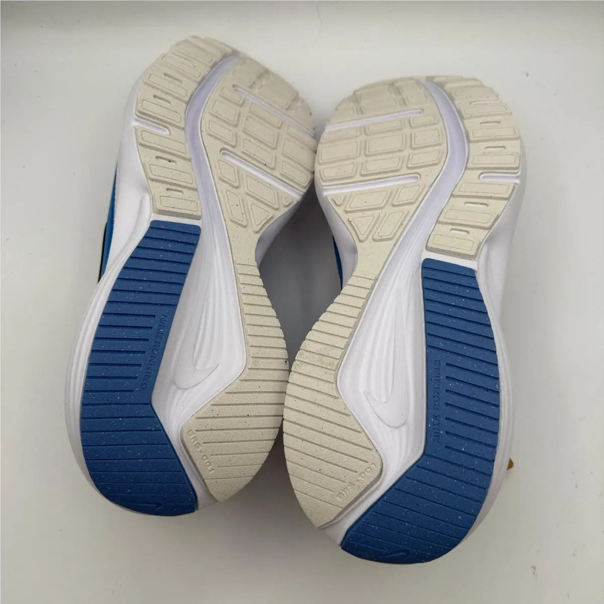 Nike shoes - Nike Downshifter 14 - Downshifter - White 3