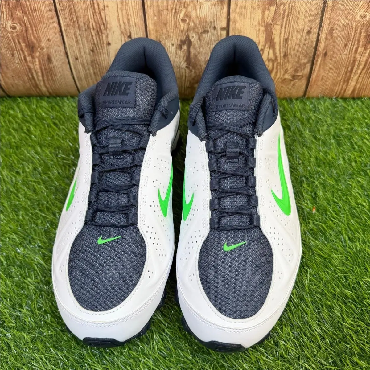 Nike shoes - Nike Reax 8 NSW SL - White 2