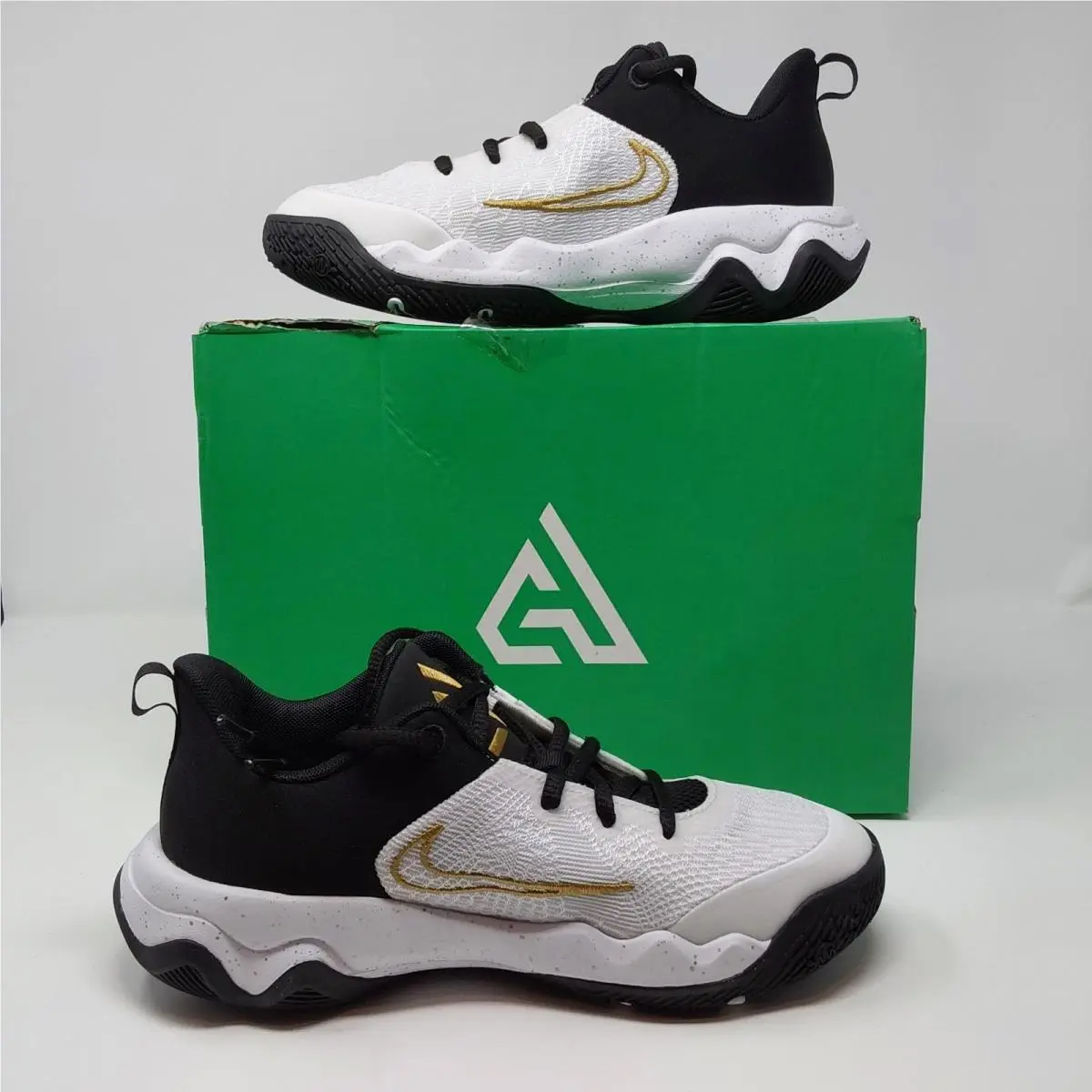Nike shoes - Nike Giannis Immortality 4 Gs - Gold 0