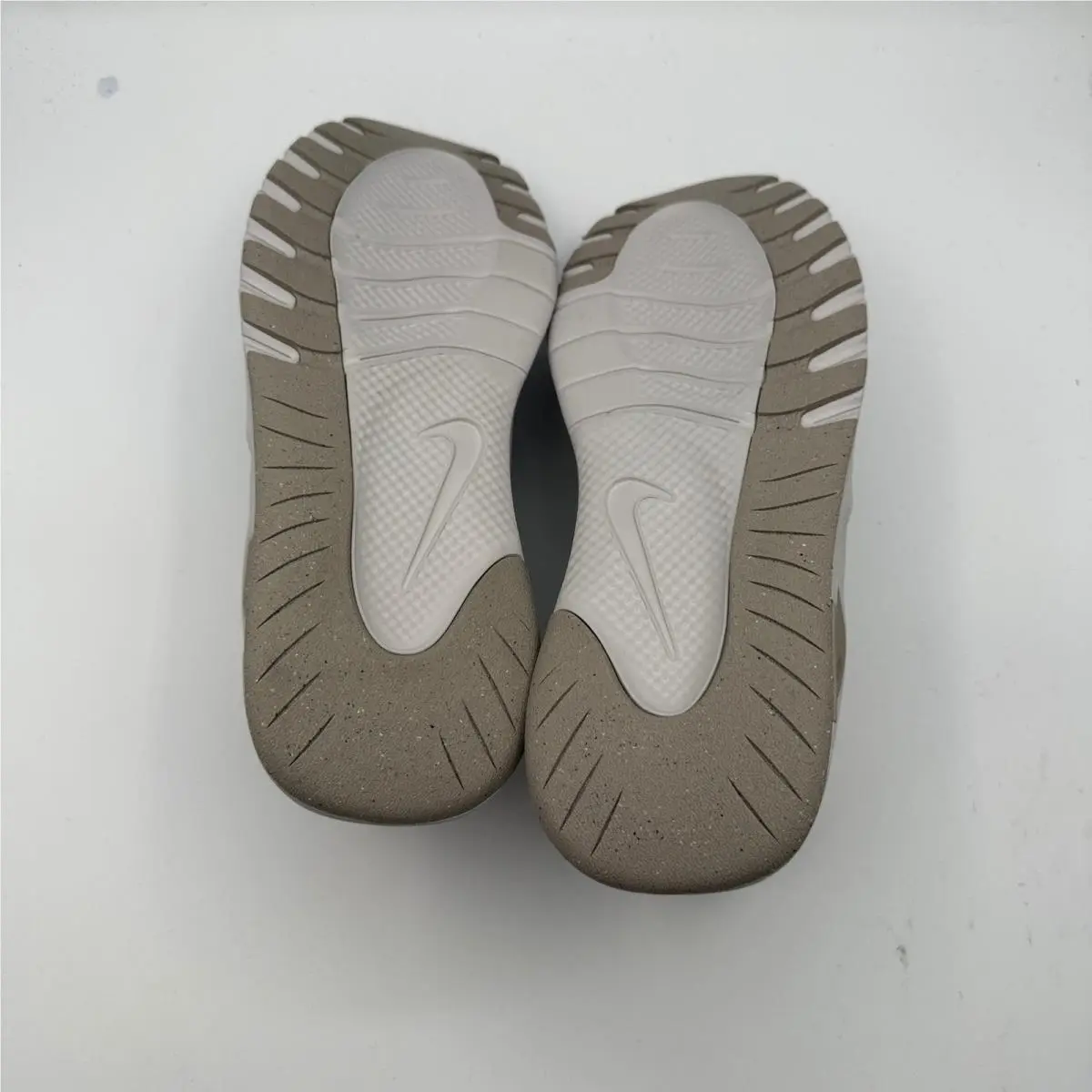 Nike shoes - Nike Flex Train - Flex Train - Gray 3