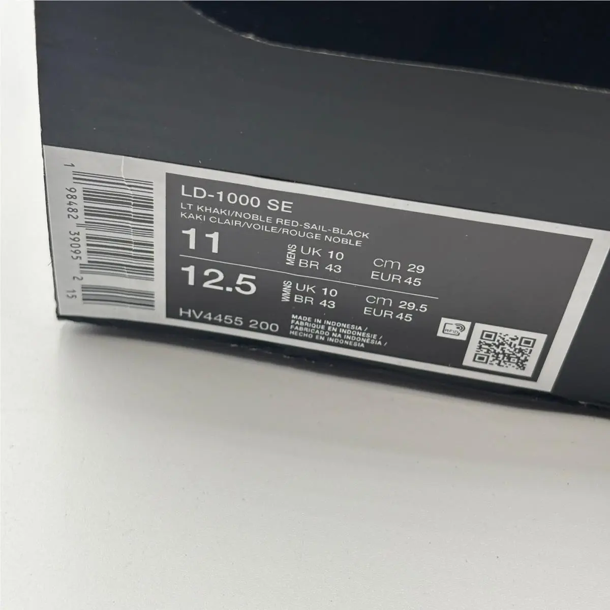 Nike shoes - LD-1000 SE - Beige 0