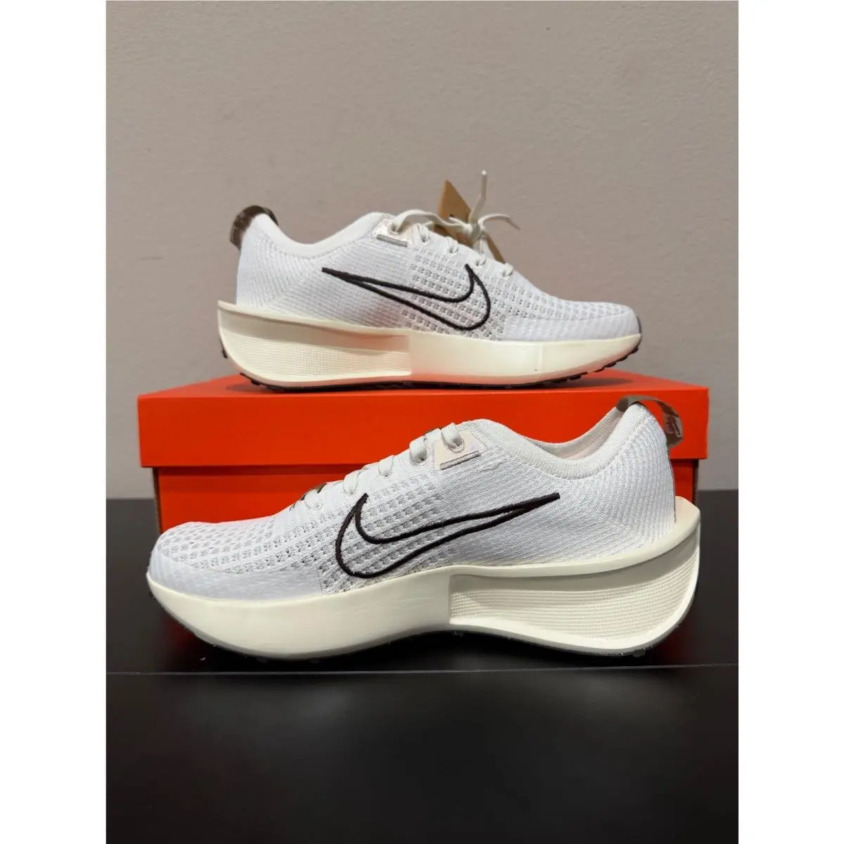 Nike shoes - Beige 0