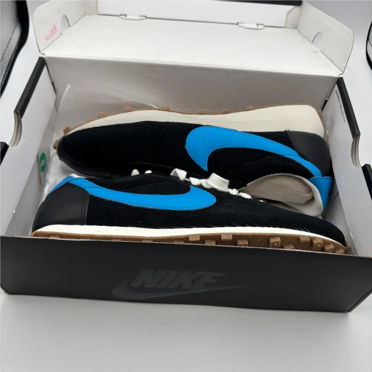 Nike shoes - LD-1000 SE - Black 1