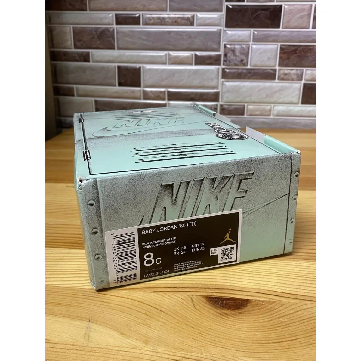 Nike shoes - Air Jordan 1 - Air - Black (UPC: 196154226295) 9