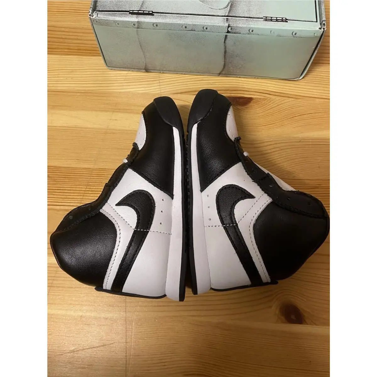 Nike shoes - Air Jordan 1 - Air - Black (UPC: 196154226295) 4