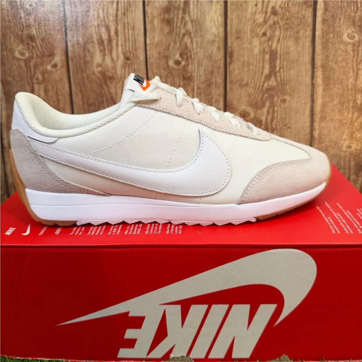 Nike shoes - Nike Waffle Debut - Waffle Debut - White 0