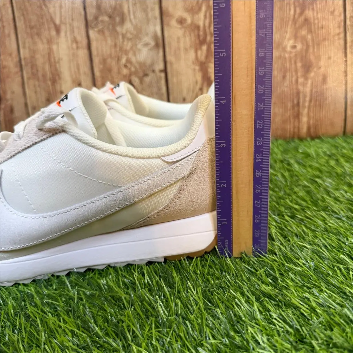 Nike shoes - Nike Waffle Debut - Waffle Debut - White 4