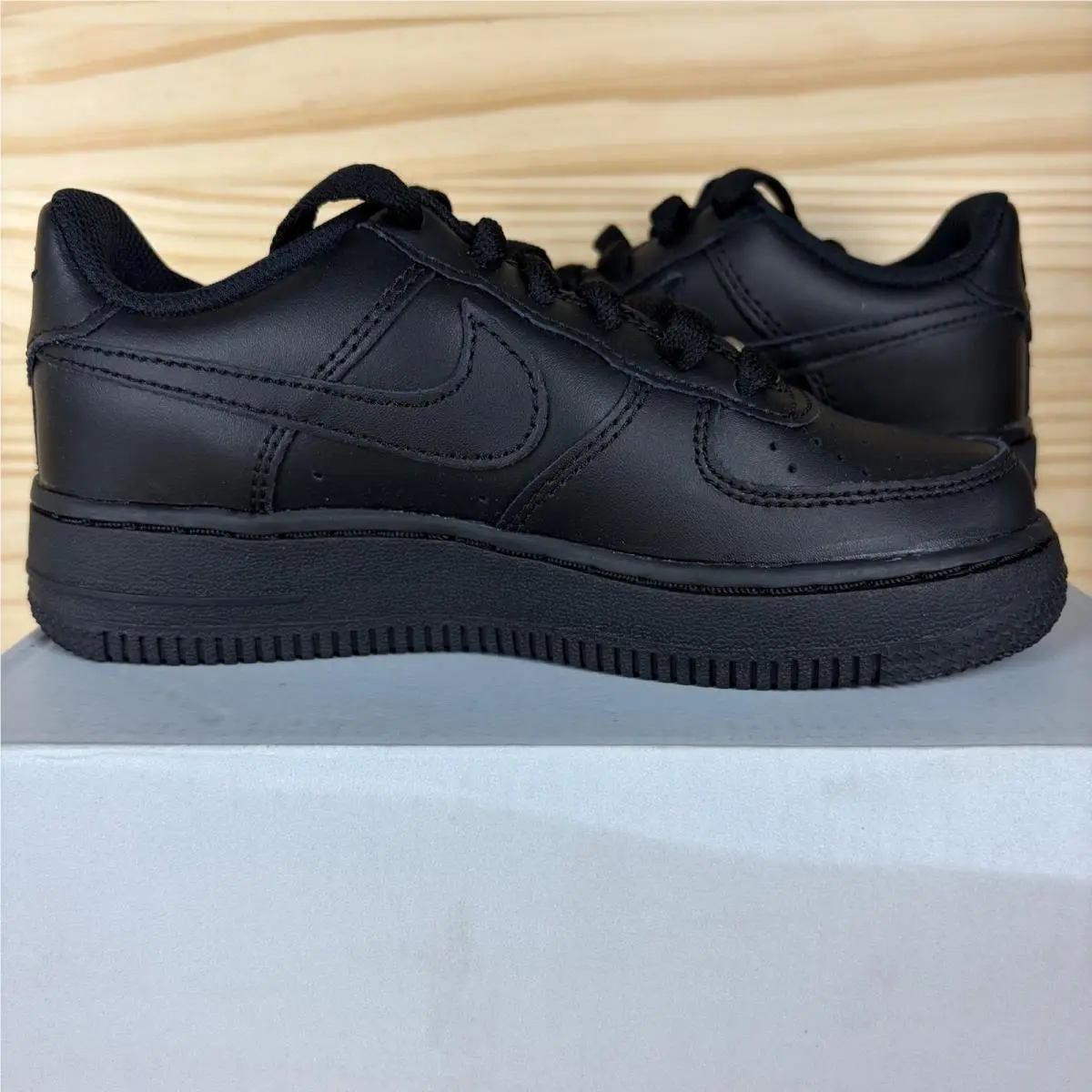 Nike shoes - Nike Air Force 1 LE (GS) - Black 5