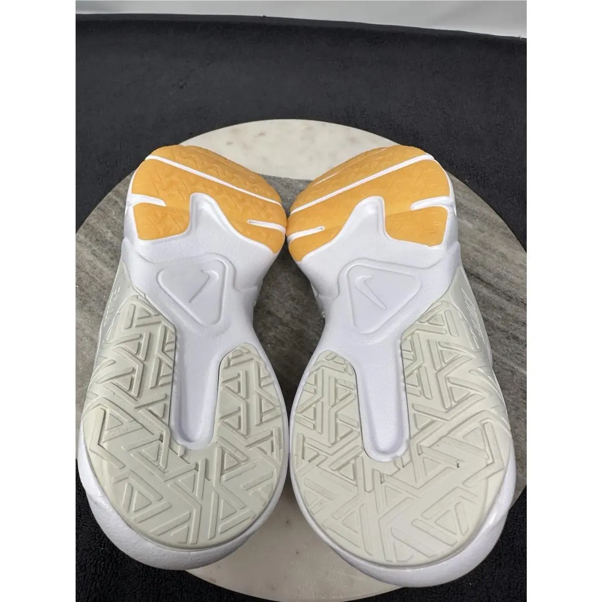Nike shoes - Nike Legend Essential - Legend Essential - CQ9545-010 - White 9