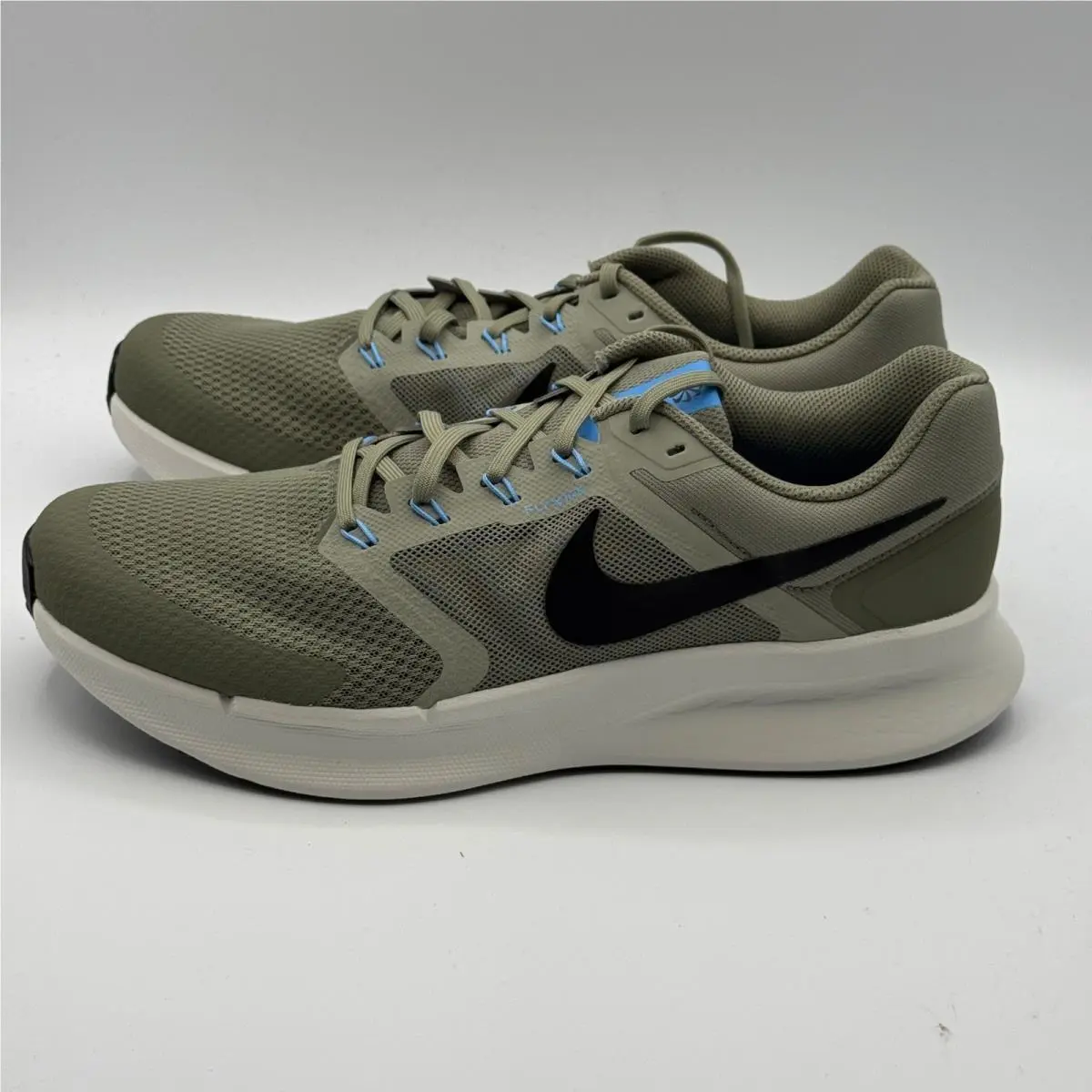 Nike shoes - Run Swift 3 - Run Swift - Green 2