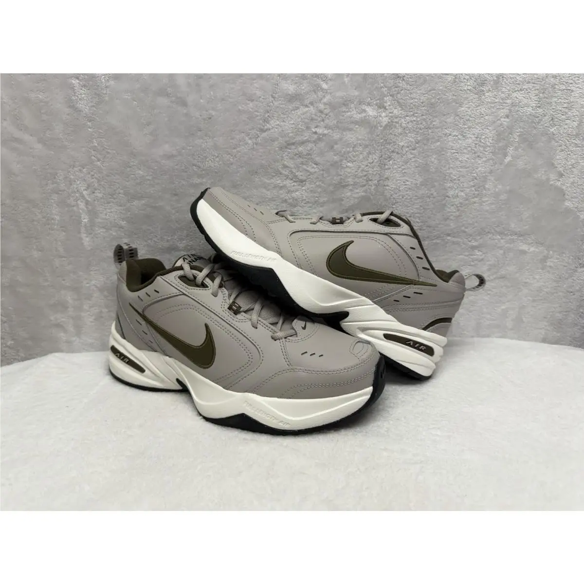Nike shoes - Nike Air Monarch - Air Monarch - Green 3