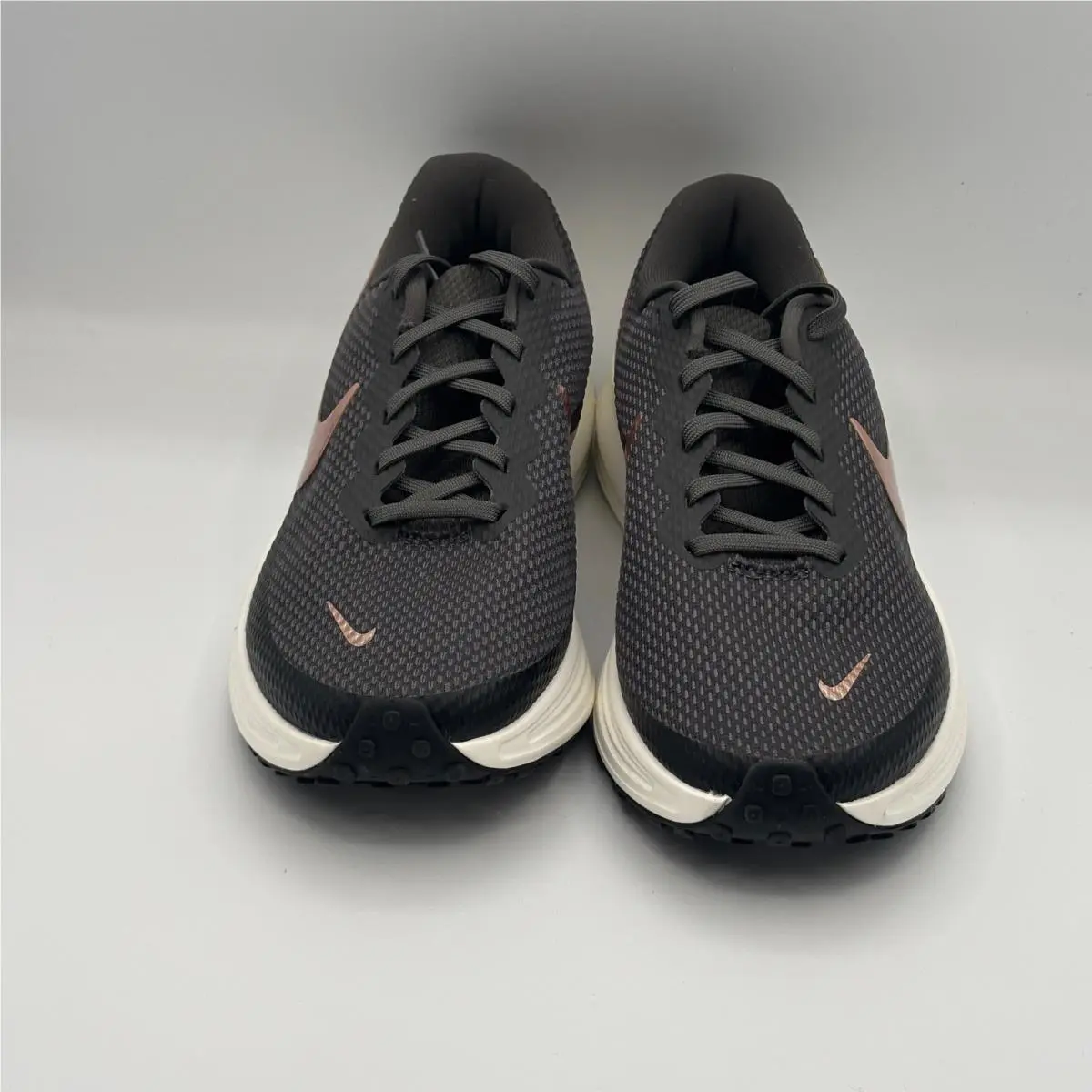 Nike shoes - Nike Revolution 8 - Revolution - Gray 1