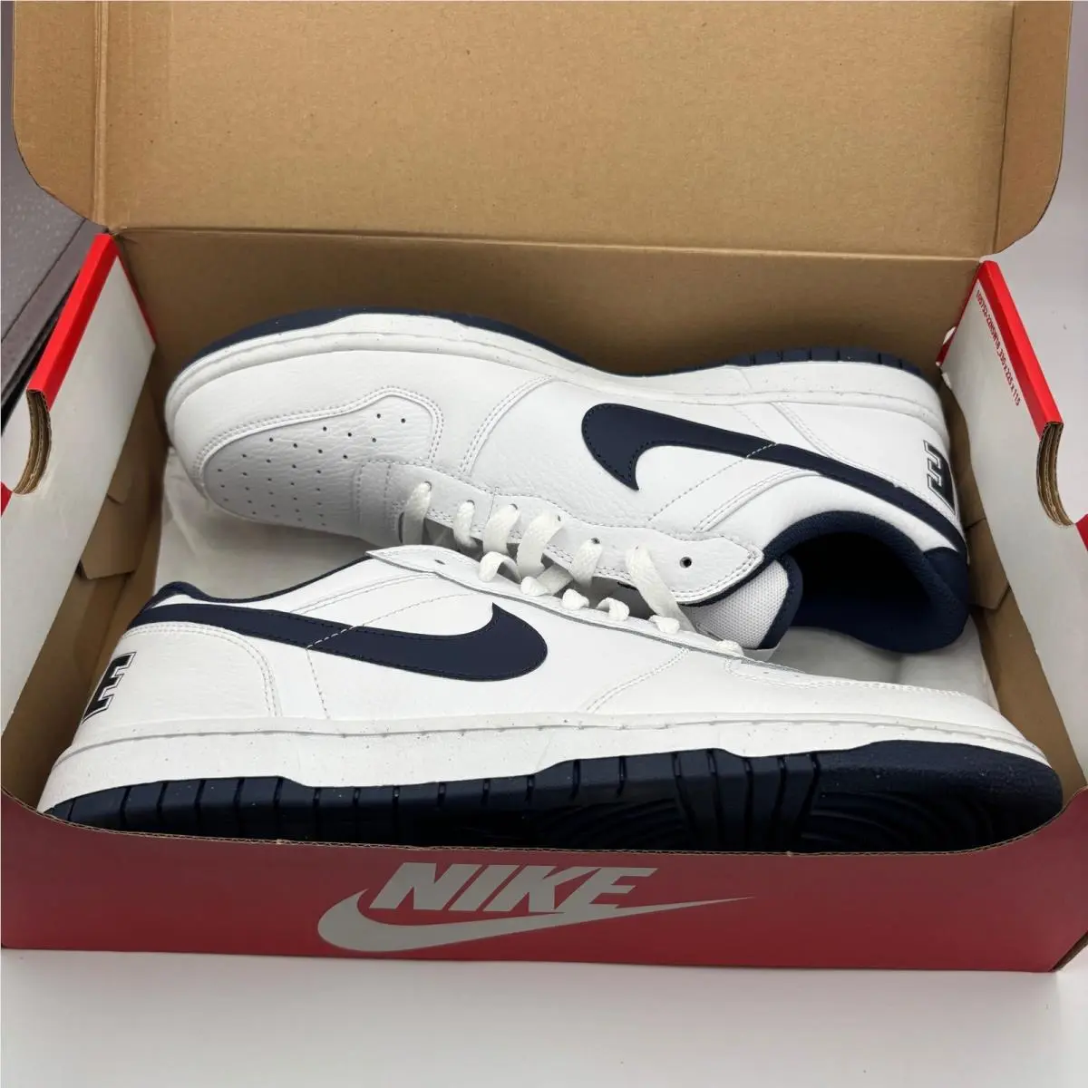 Nike shoes - Big Nike Low - Big Low - White 1