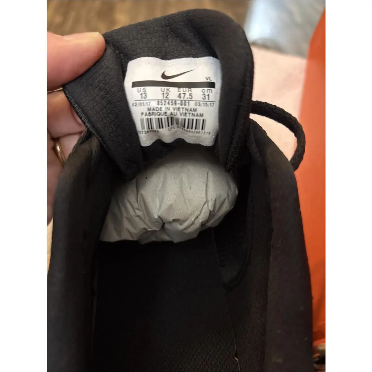 Nike shoes - Black (UPC: 886916050793) 7