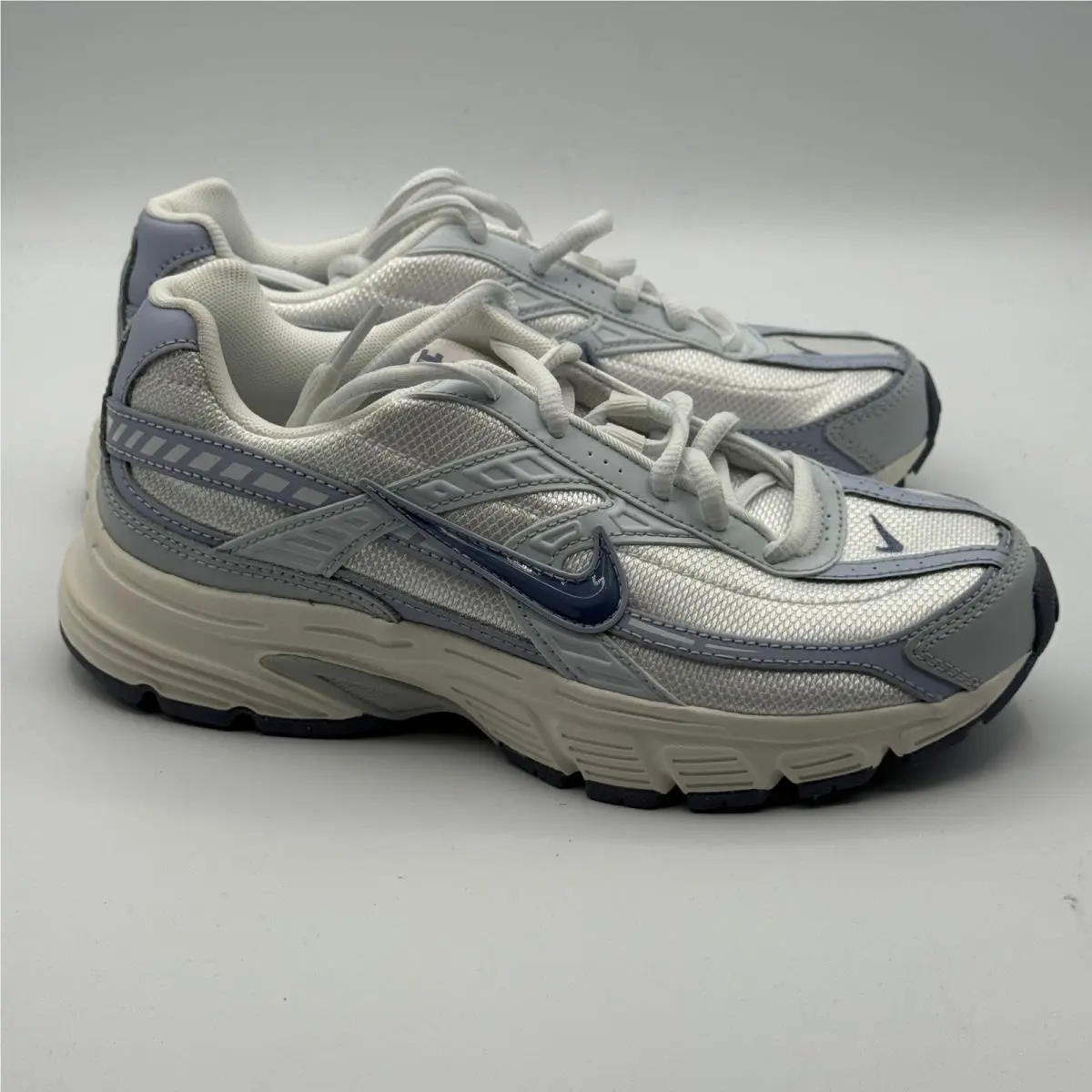 Nike Initiator Shoes Womens Size 6 Summit White World Indigo Running IB4339-121