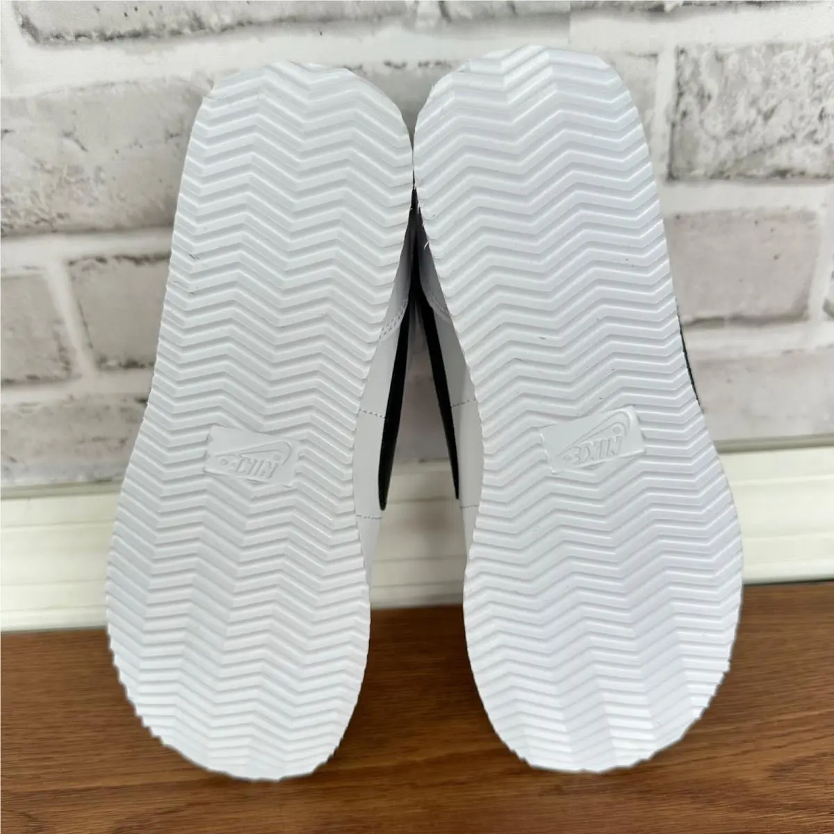 Nike shoes - Nike Cortez Basic - Cortez Basic - White (UPC: 886916885050) 3
