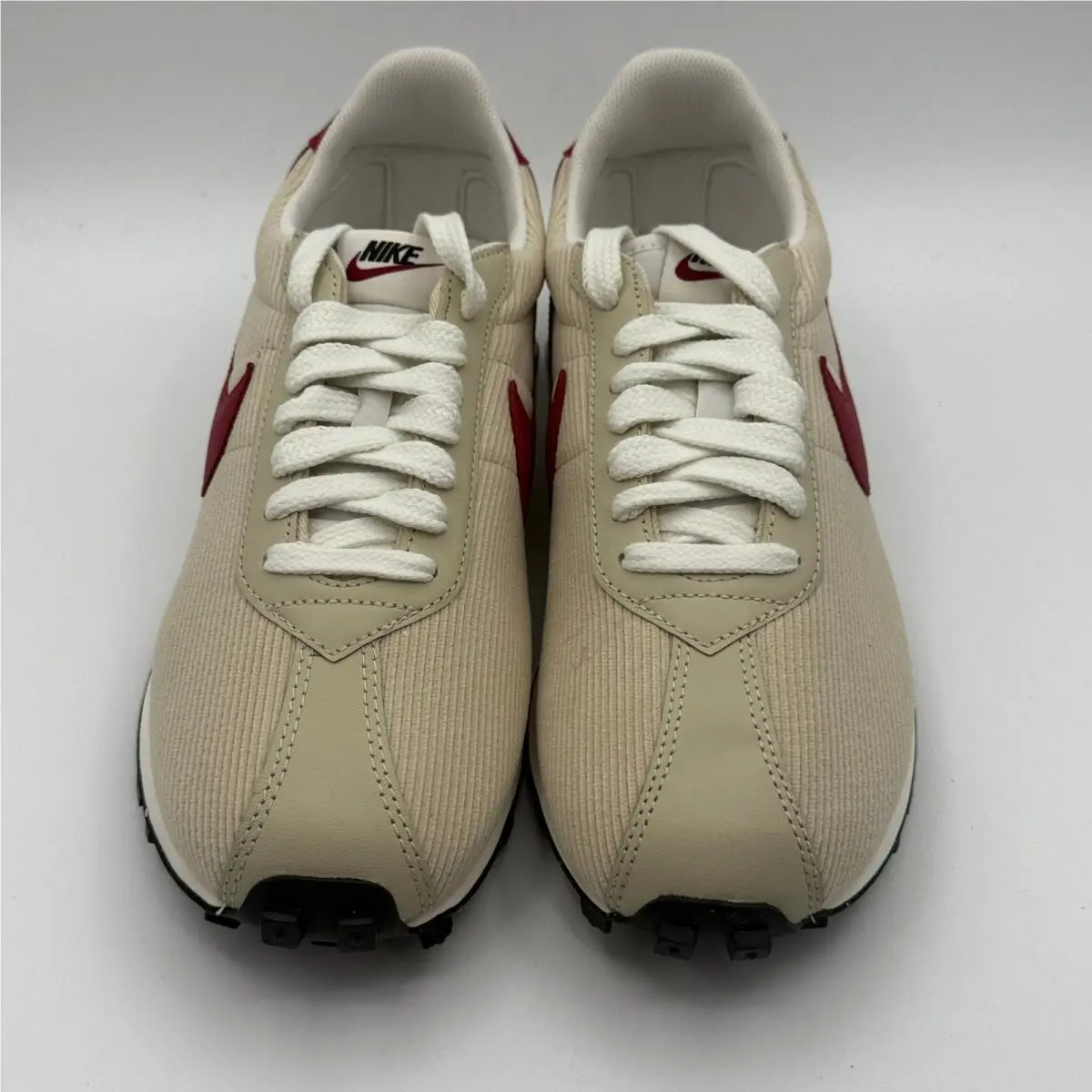 Nike shoes - LD-1000 SE - Beige 1
