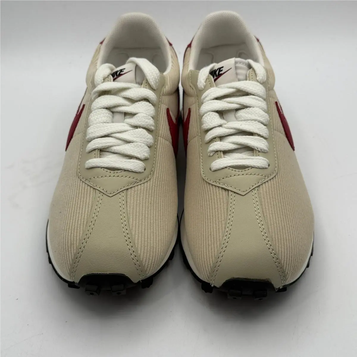 Nike shoes - LD-1000 SE - Beige 1