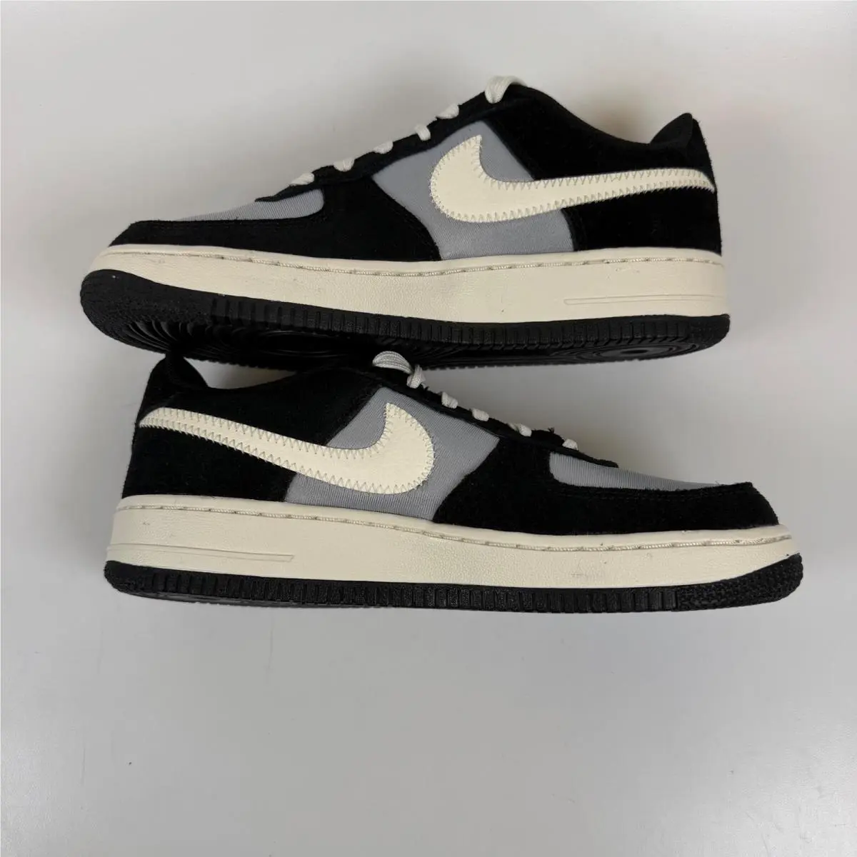 Nike shoes - Nike Air Force 1 Buckets - Black 1