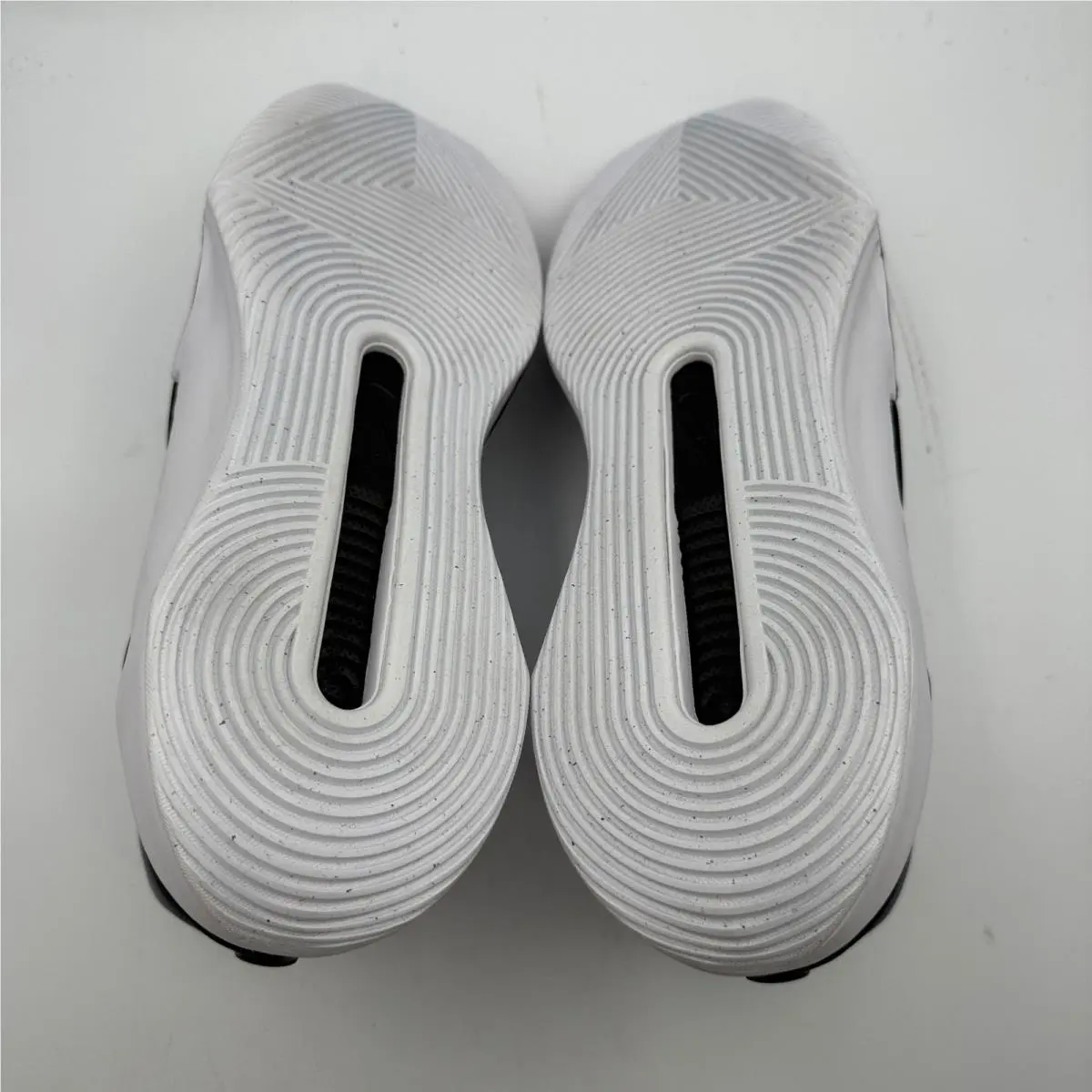 Nike shoes - Nike G.T. Jump Academy - Jump Academy - White 4