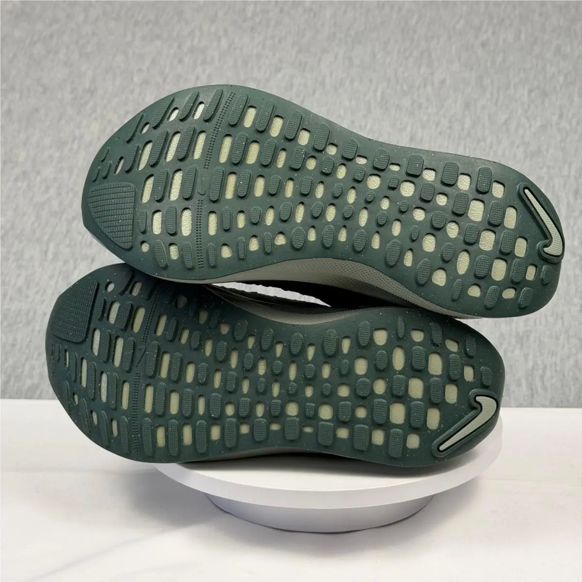 Nike shoes - Nike ReactX Infinity Run 4 - Green 2